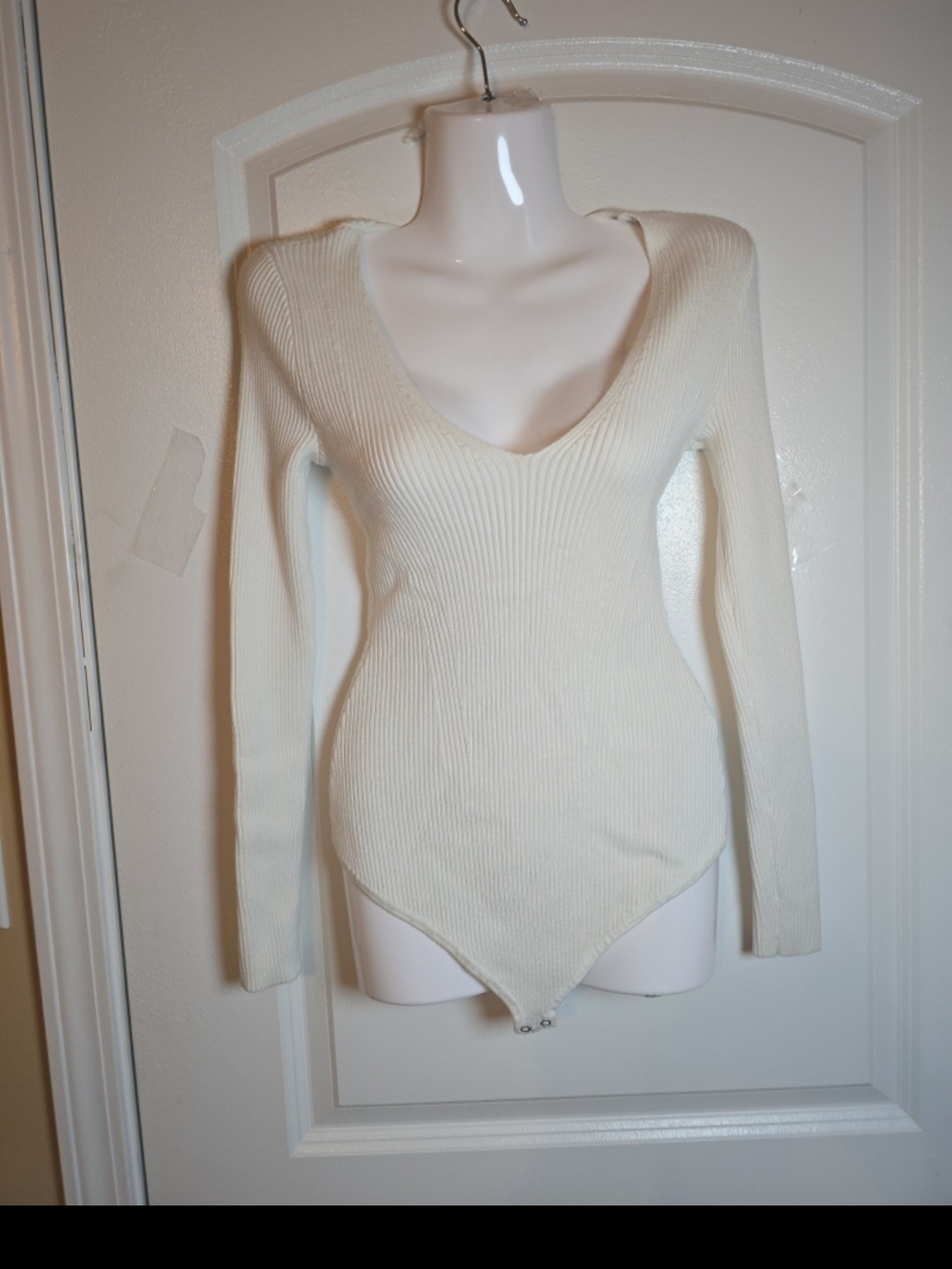 Abercrombie & Fitch Cream Ribbed V-Neck Long Sleeve Bodysuit